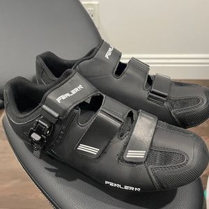Women’s size 10 shoes that work on  Peleton